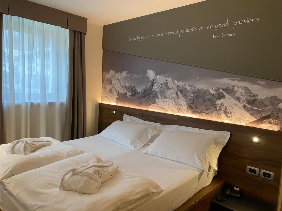 Dolomeet Boutique Hotel Pinzolo Ngoại thất bức ảnh