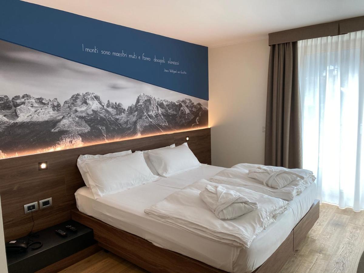 Dolomeet Boutique Hotel Pinzolo Ngoại thất bức ảnh