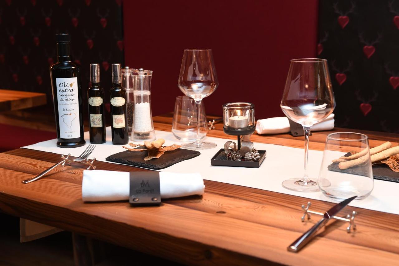Dolomeet Boutique Hotel Pinzolo Ngoại thất bức ảnh