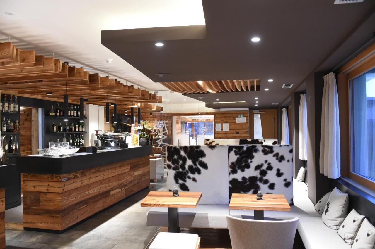 Dolomeet Boutique Hotel Pinzolo Ngoại thất bức ảnh
