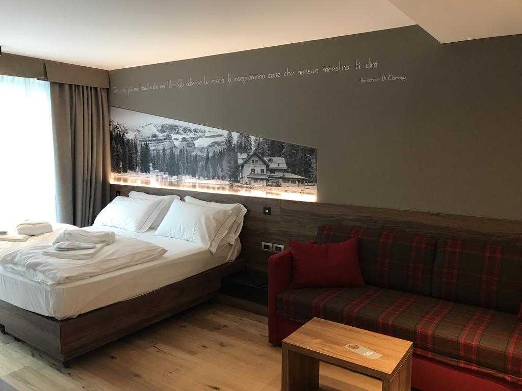 Dolomeet Boutique Hotel Pinzolo Ngoại thất bức ảnh