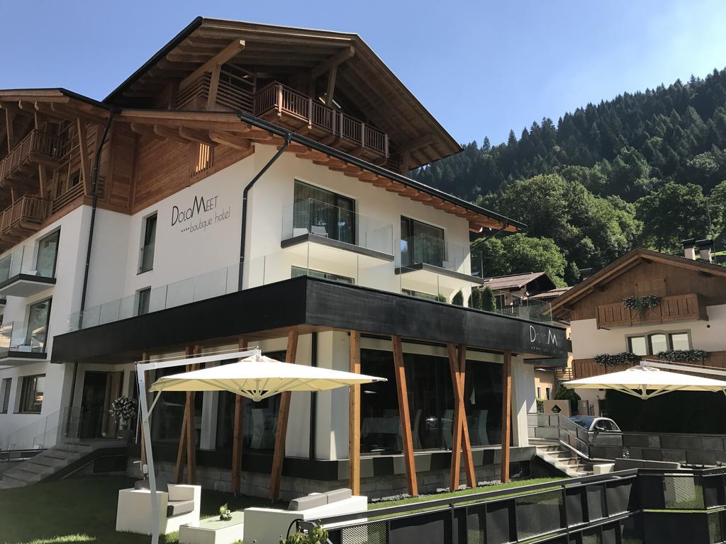 Dolomeet Boutique Hotel Pinzolo Ngoại thất bức ảnh