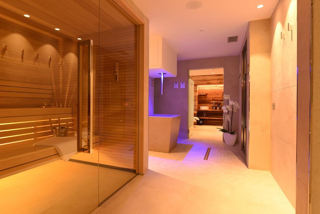 Dolomeet Boutique Hotel Pinzolo Ngoại thất bức ảnh