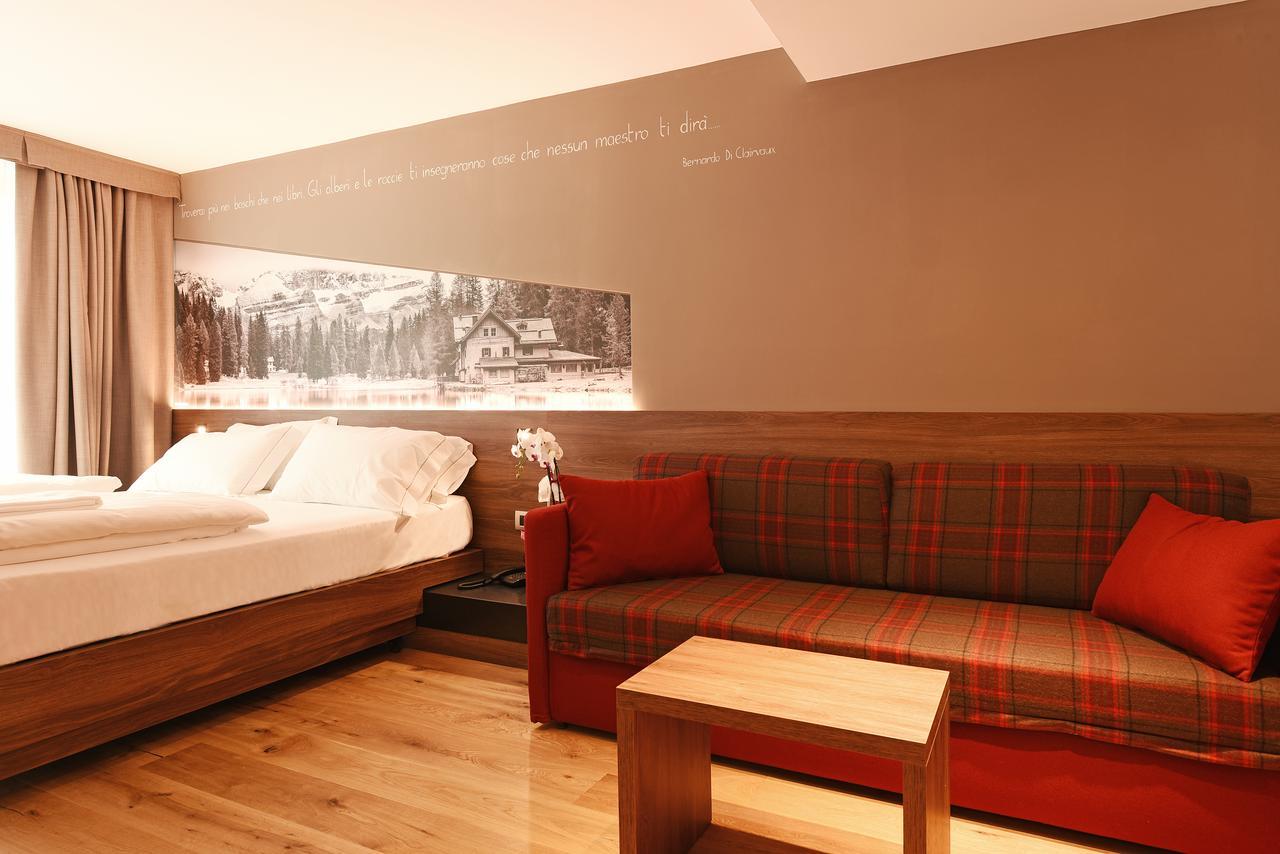 Dolomeet Boutique Hotel Pinzolo Ngoại thất bức ảnh